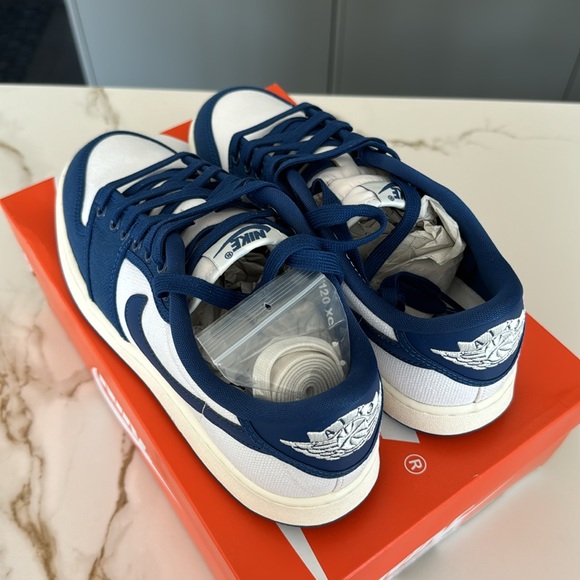 Men’s Air Jordan 1 Low KO - Picture 8 of 12